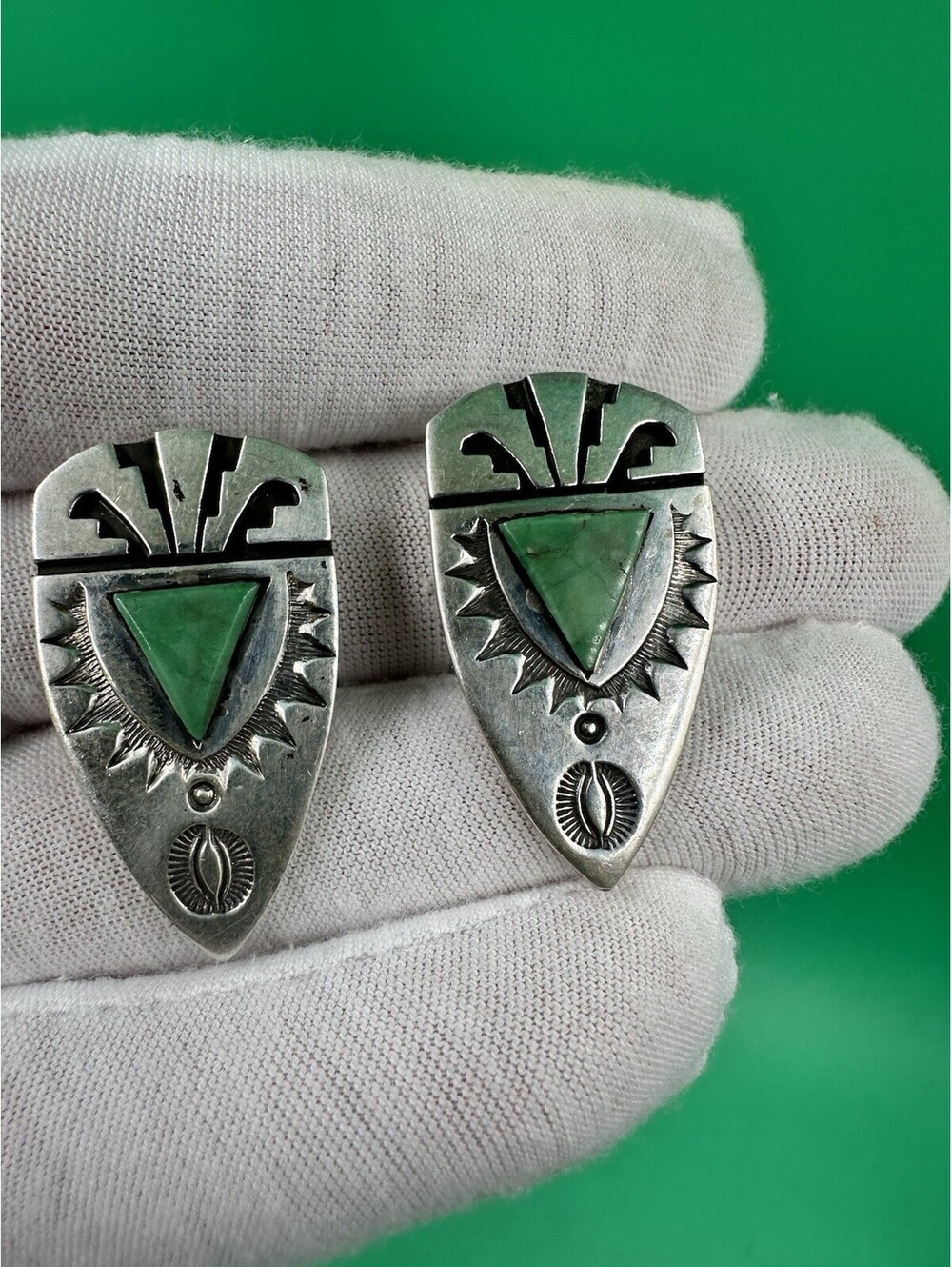Navajo Native American Richard/Rita Begay Sterling 925 turquoise Clip On Earring
